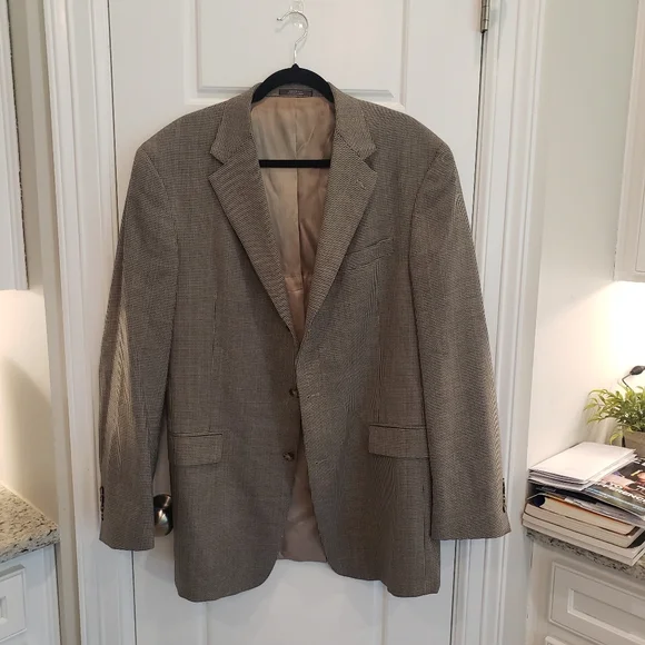 Austin Reed - Picture 3 of 11